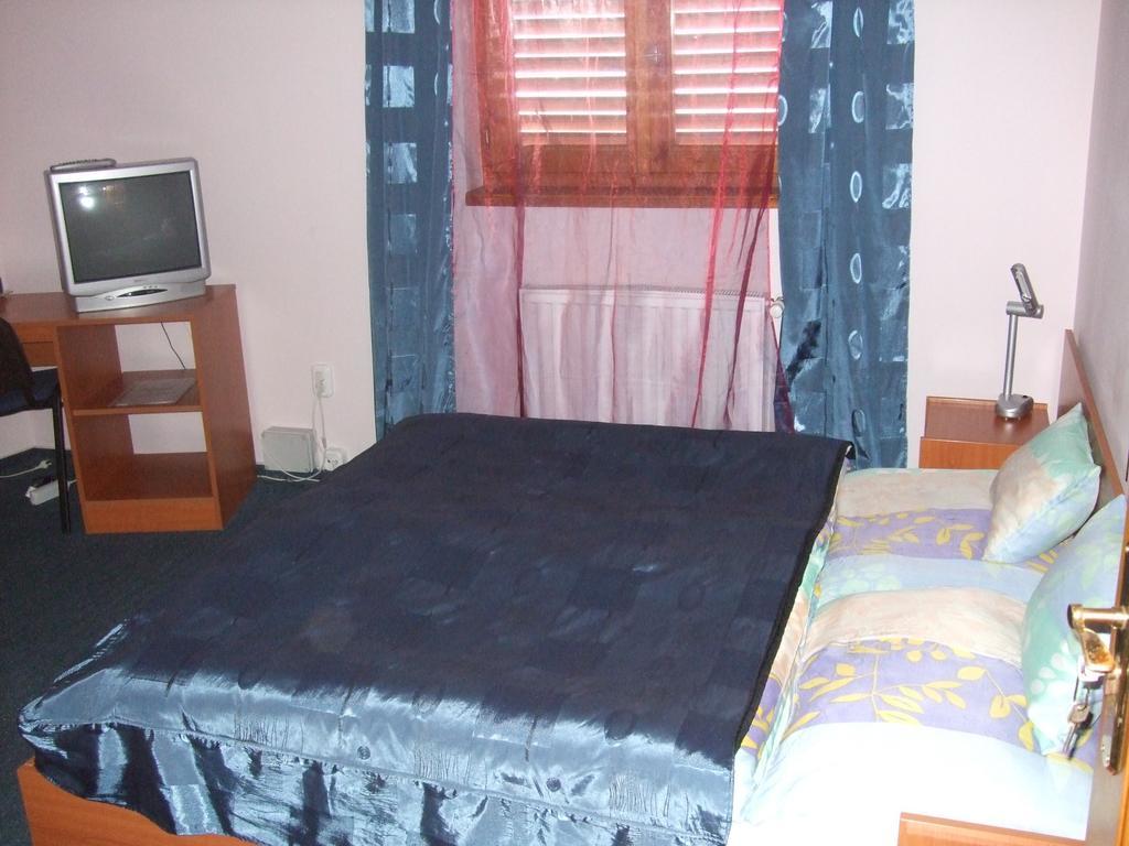 Timarhaz Panzio B&B Seghedin